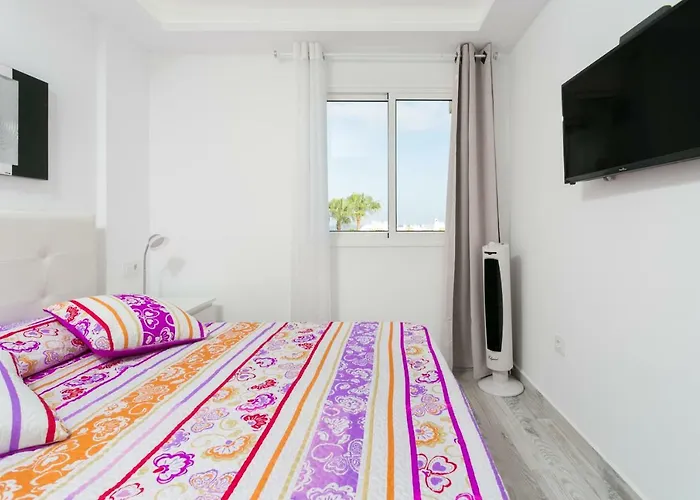 Daire 408 Enchanting El Dorado Accommodation, Sea View! Playa de las Américas