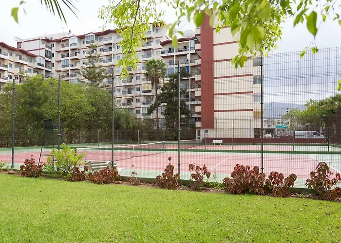 408 Enchanting El Dorado Accommodation, Sea View!